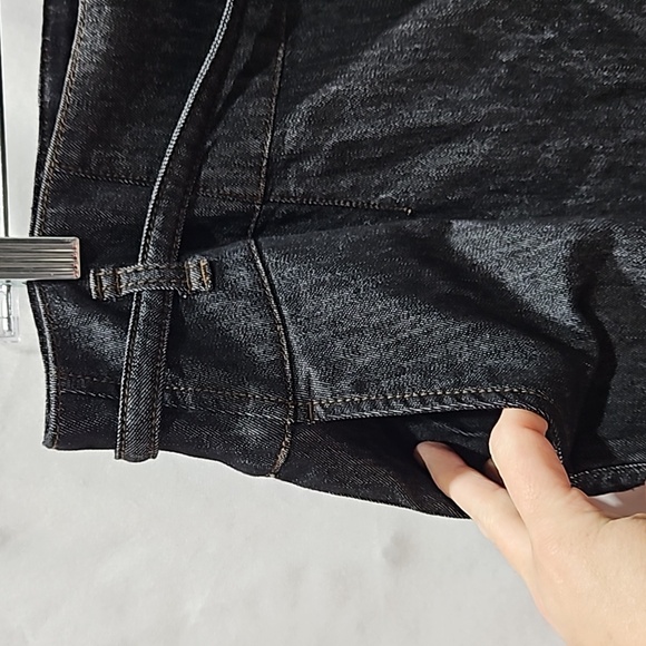 NWT, Axcess, (Liz Claiborne Co),Black Shimmery, Pleated Denim Skirt Sz 16, Belt - Picture 3 of 15